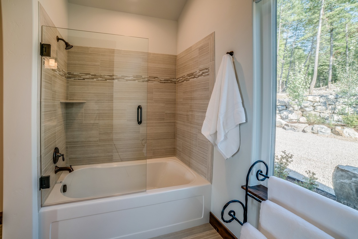 Shower & Tub Installation in Carrollton
